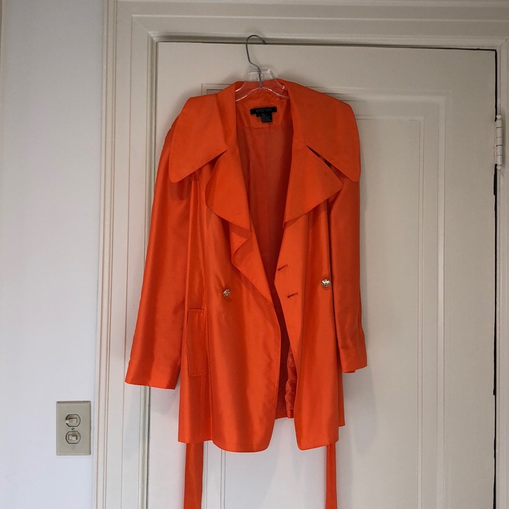 Women’s nice rain coat